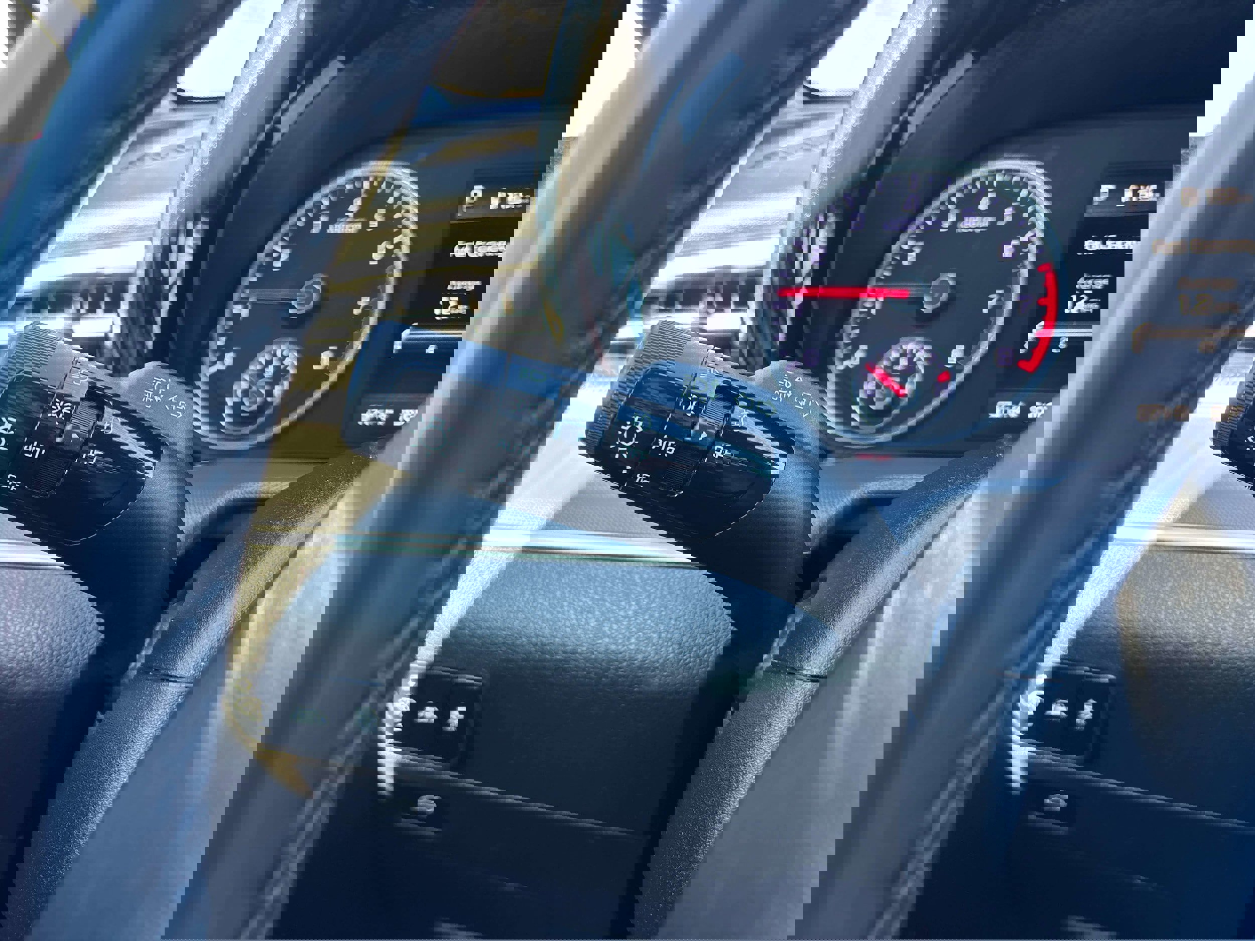 Used 2023 Kia K5 GT-Line image 31