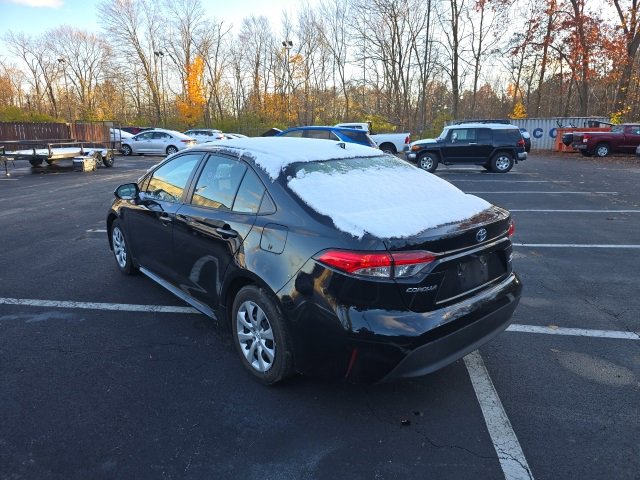 Used 2024 Toyota Corolla LE image 6