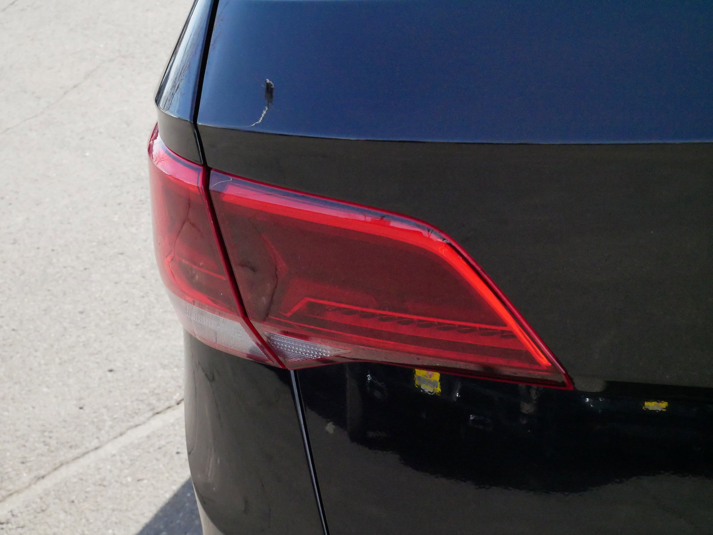 Certified 2024 Volkswagen Taos SEL image 17