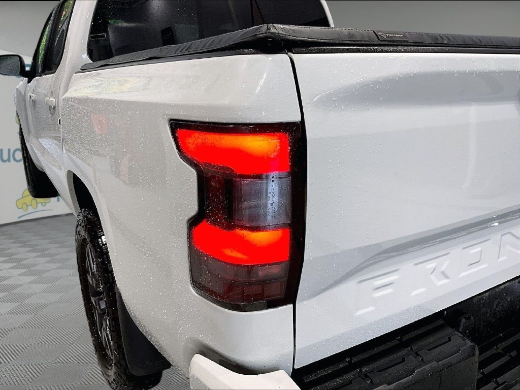 Used 2024 Nissan Frontier SL w/ Technology Package AWD/4WD image 26