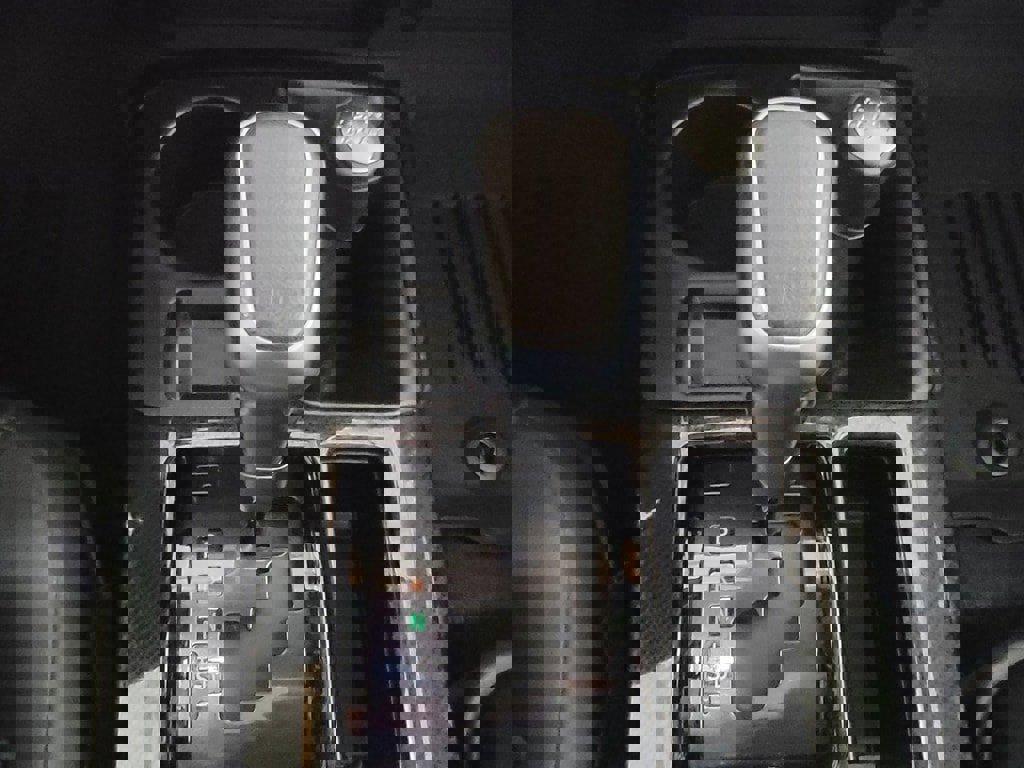 Used 2020 Toyota 4Runner TRD Off-Road Premium image 18