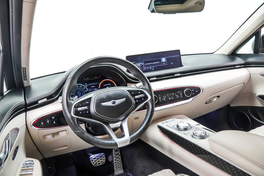 Used 2022 Genesis GV70 3.5T Sport w/ Sport Prestige Package AWD/4WD image 5