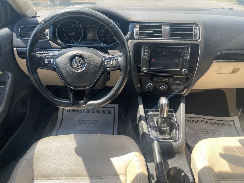 Used 2016 Volkswagen Jetta SEL w/ Lighting Package FWD image 20
