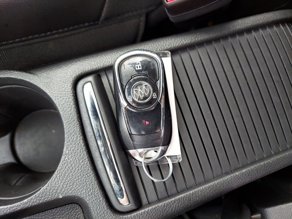 Used 2017 Buick Encore Preferred image 32