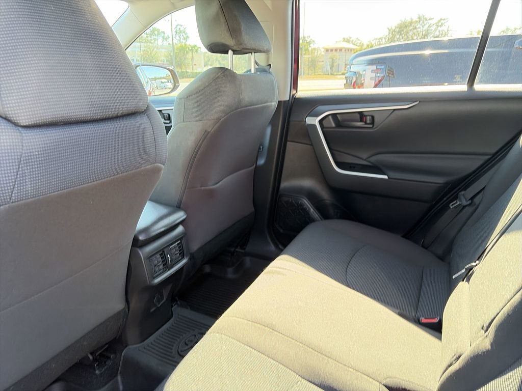 Used 2023 Toyota RAV4 LE image 13