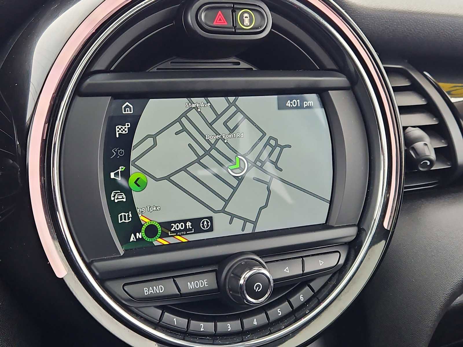 Used 2021 MINI Cooper 2-Door Hardtop w/ 6.5" Touchscreen Package image 18