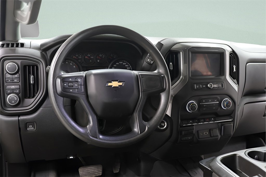 Used 2023 Chevrolet Silverado 1500 Custom image 8