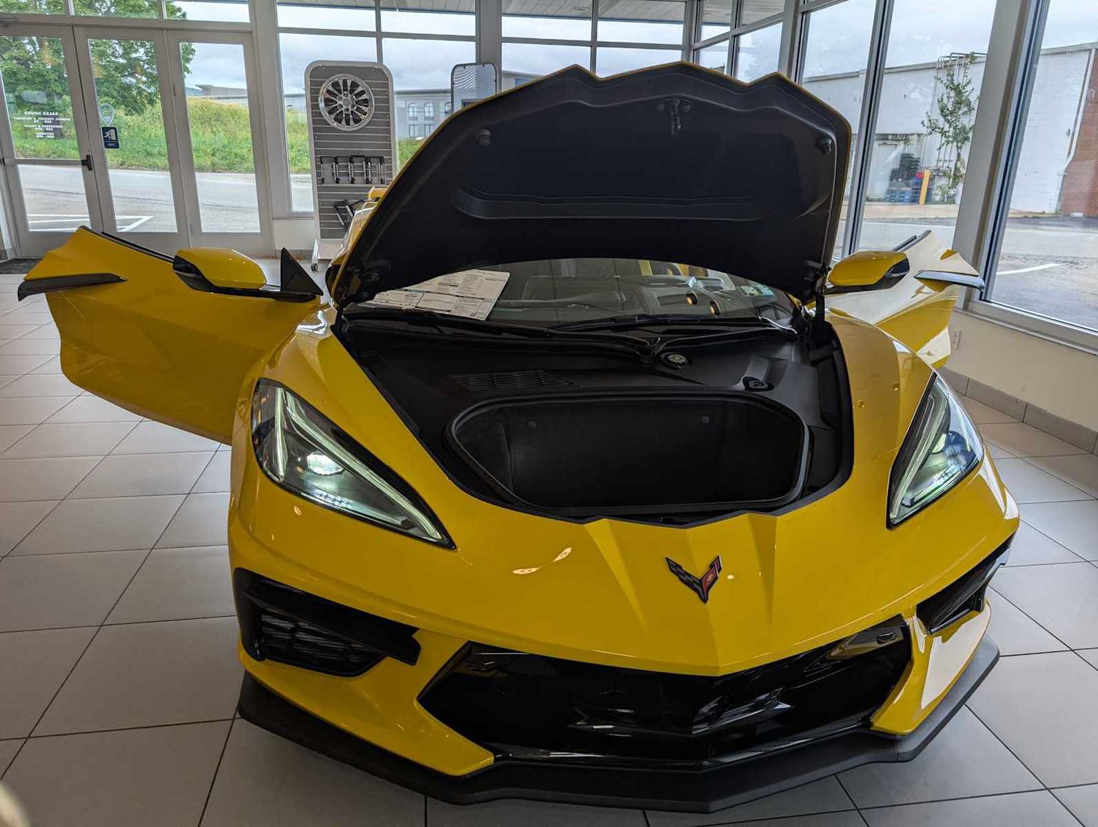 New 2027 Chevrolet Corvette Stingray Coupe w/ Z51 Performance Package RWD image 12