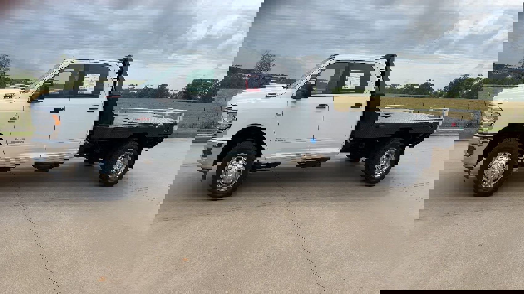 Used 2024 RAM 3500 SLT w/ Quick Order Package 2YG SLT image 5