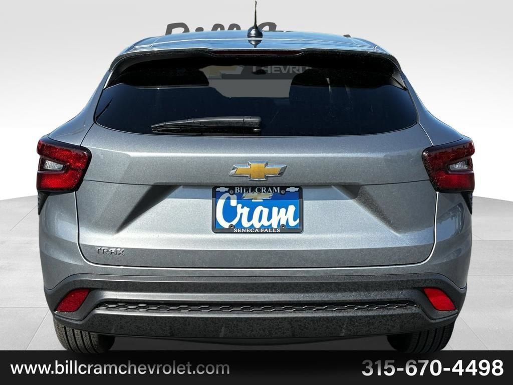 New 2026 Chevrolet Trax LS w/ LS Convenience Package FWD image 28
