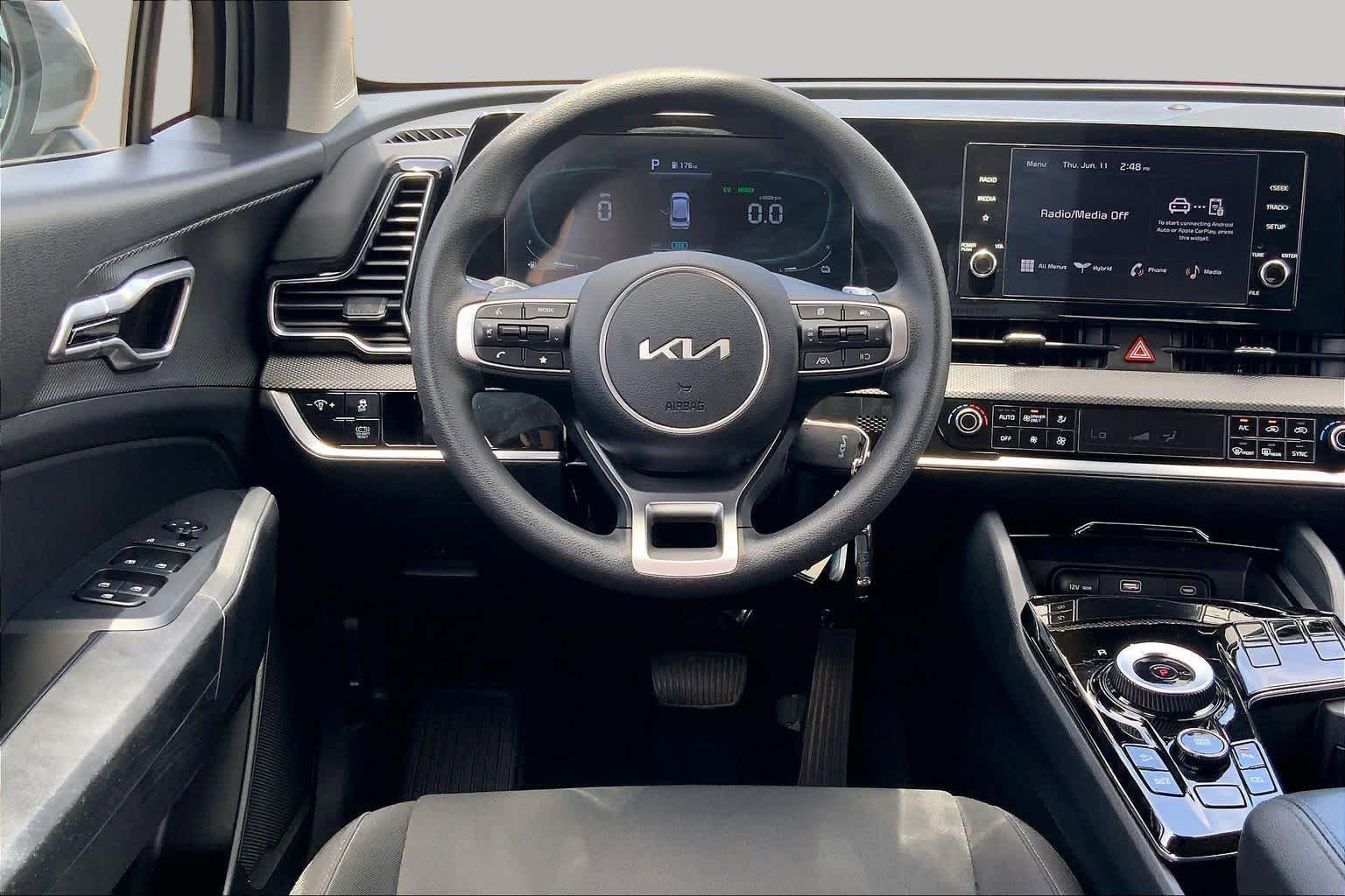 Certified 2024 Kia Sportage LX FWD image 6