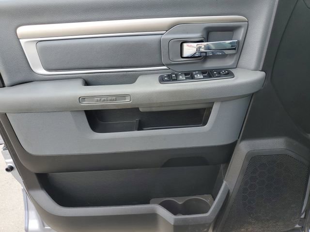 Used 2019 RAM 1500 Classic Warlock AWD/4WD image 17