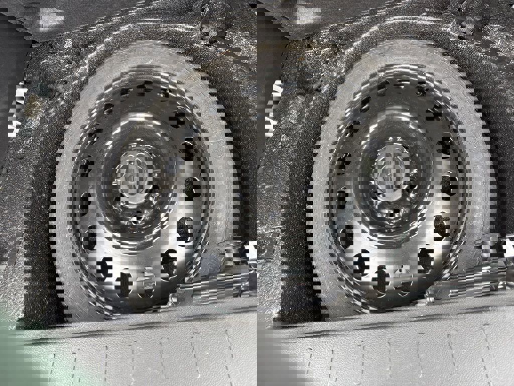 Used 2016 Chevrolet Equinox LTZ w/ Enhanced Convenience Package AWD/4WD image 36