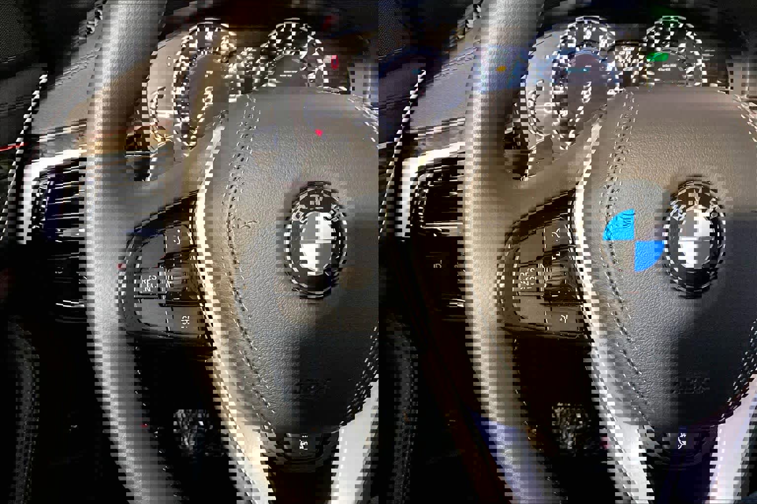 Used 2018 BMW 540i xDrive image 24