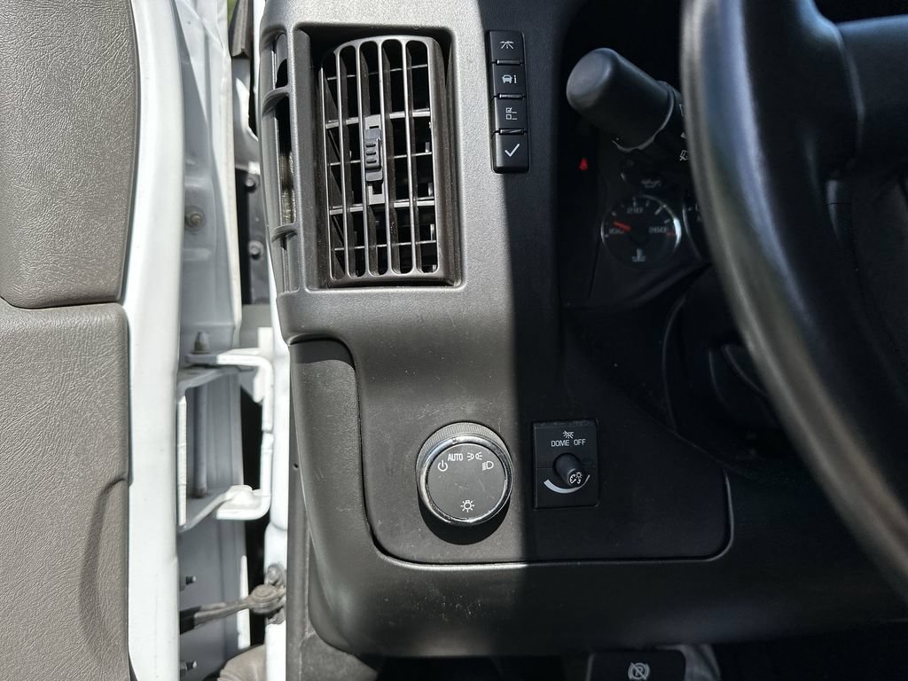 Used 2023 GMC Savana 2500 w/ Driver Convenience Package RWD image 22