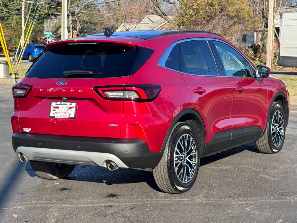 Used 2025 Ford Escape SE w/ PHEV Premium Package FWD image 18