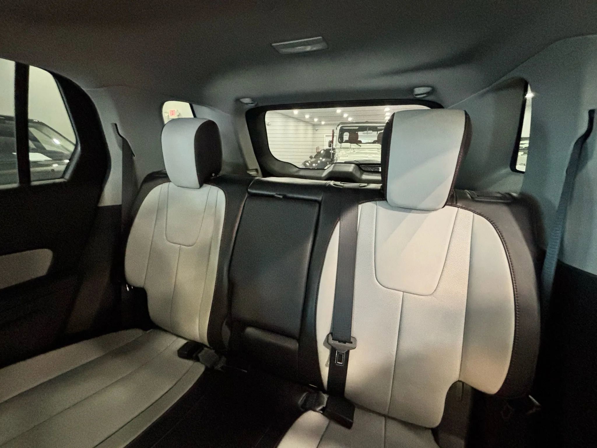 Used 2016 GMC Terrain SLT w/ Open Road Package image 14