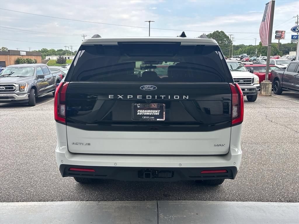 Used 2025 Ford Expedition Max Active AWD/4WD image 25