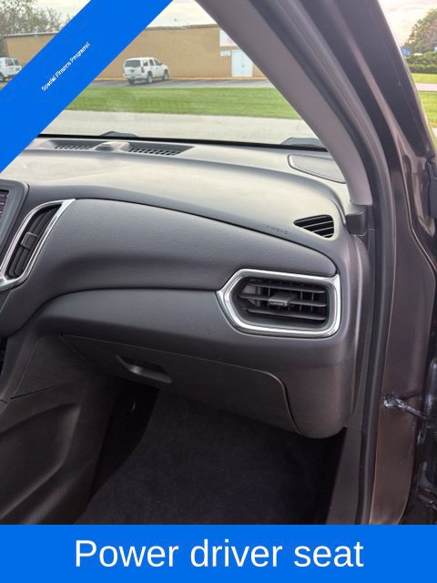 Used 2020 Chevrolet Equinox LT w/ Driver Convenience Package AWD/4WD image 33