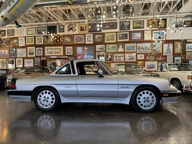 Used 1987 Alfa Romeo Spider Quadrifoglio image 2