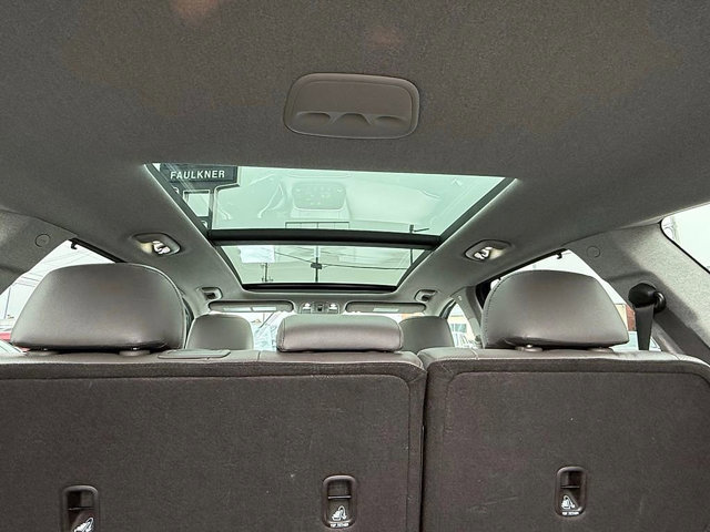 Used 2020 Hyundai Santa Fe SEL w/ Cargo Package image 18