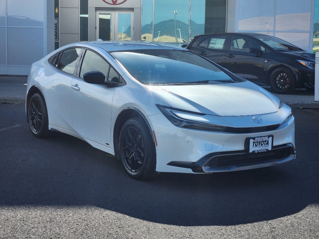 Used 2024 Toyota Prius XLE