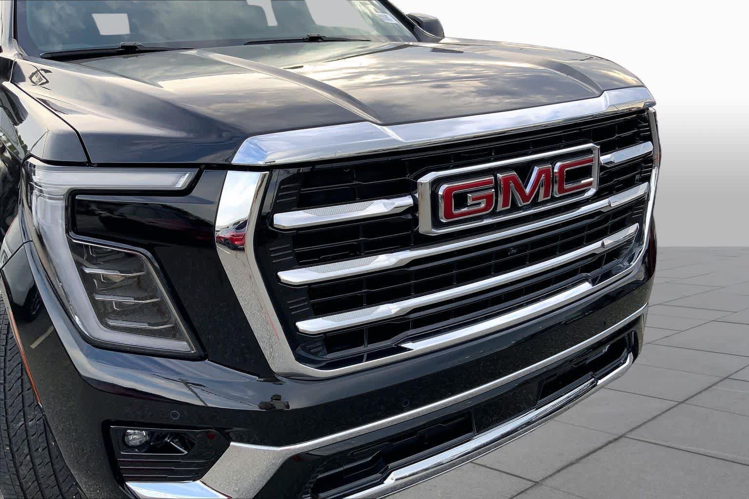Used 2025 GMC Yukon Elevation AWD/4WD image 27