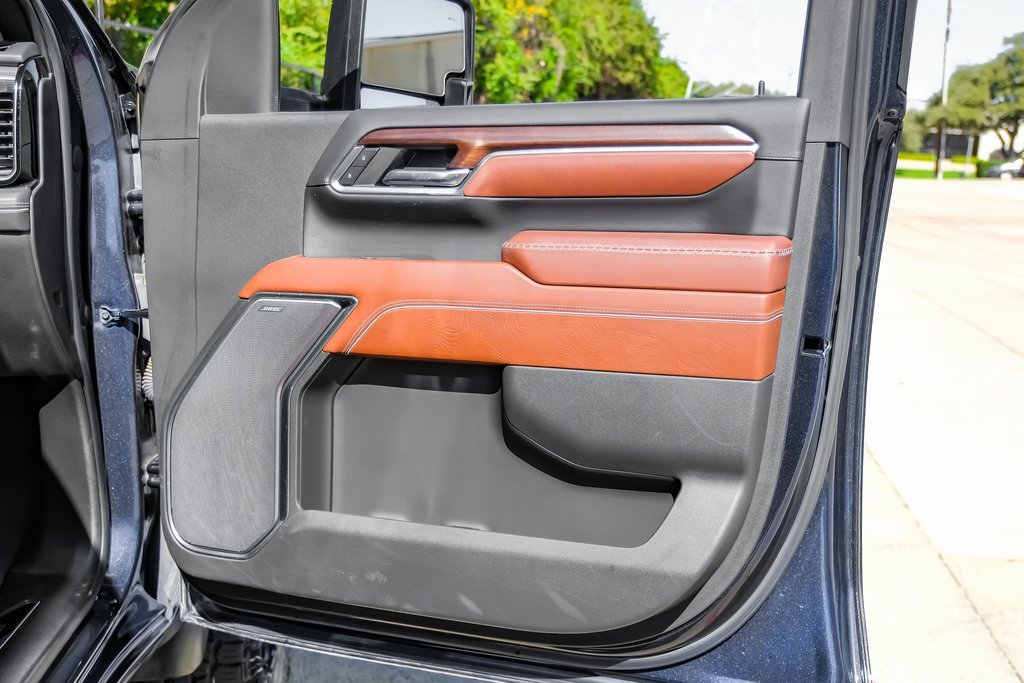 Used 2024 GMC Sierra 3500 Denali Ultimate image 46