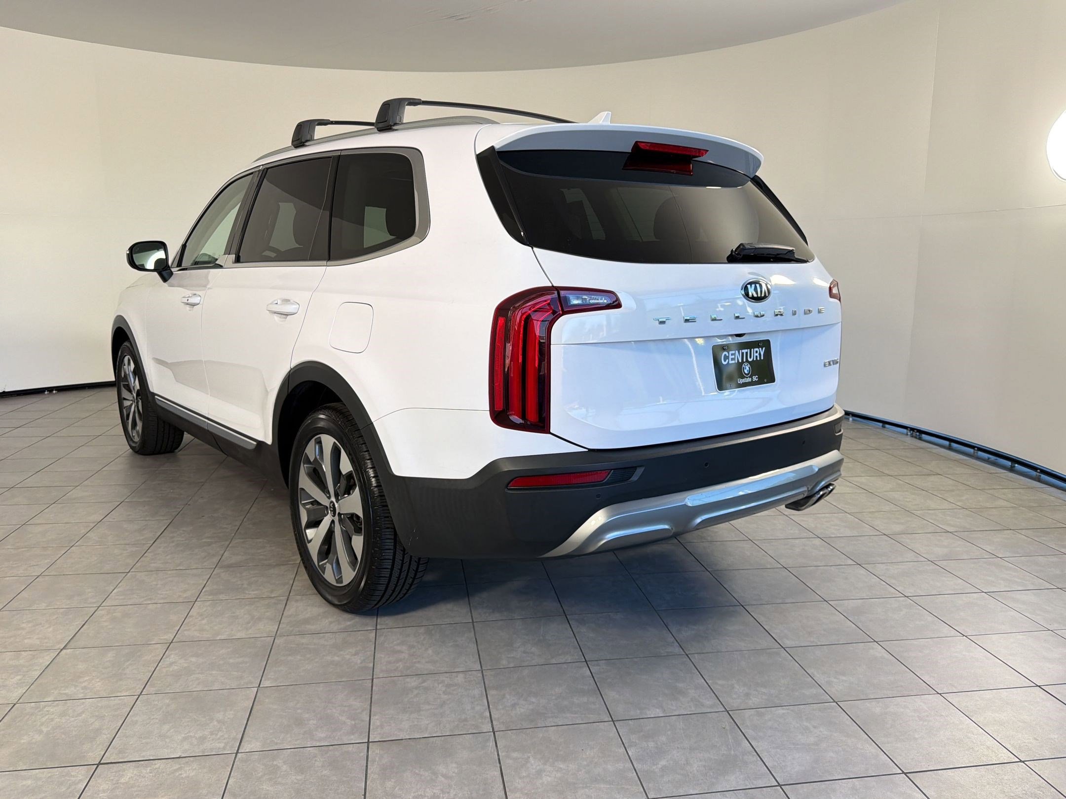 Used 2021 Kia Telluride EX w/ EX Premium Package image 3