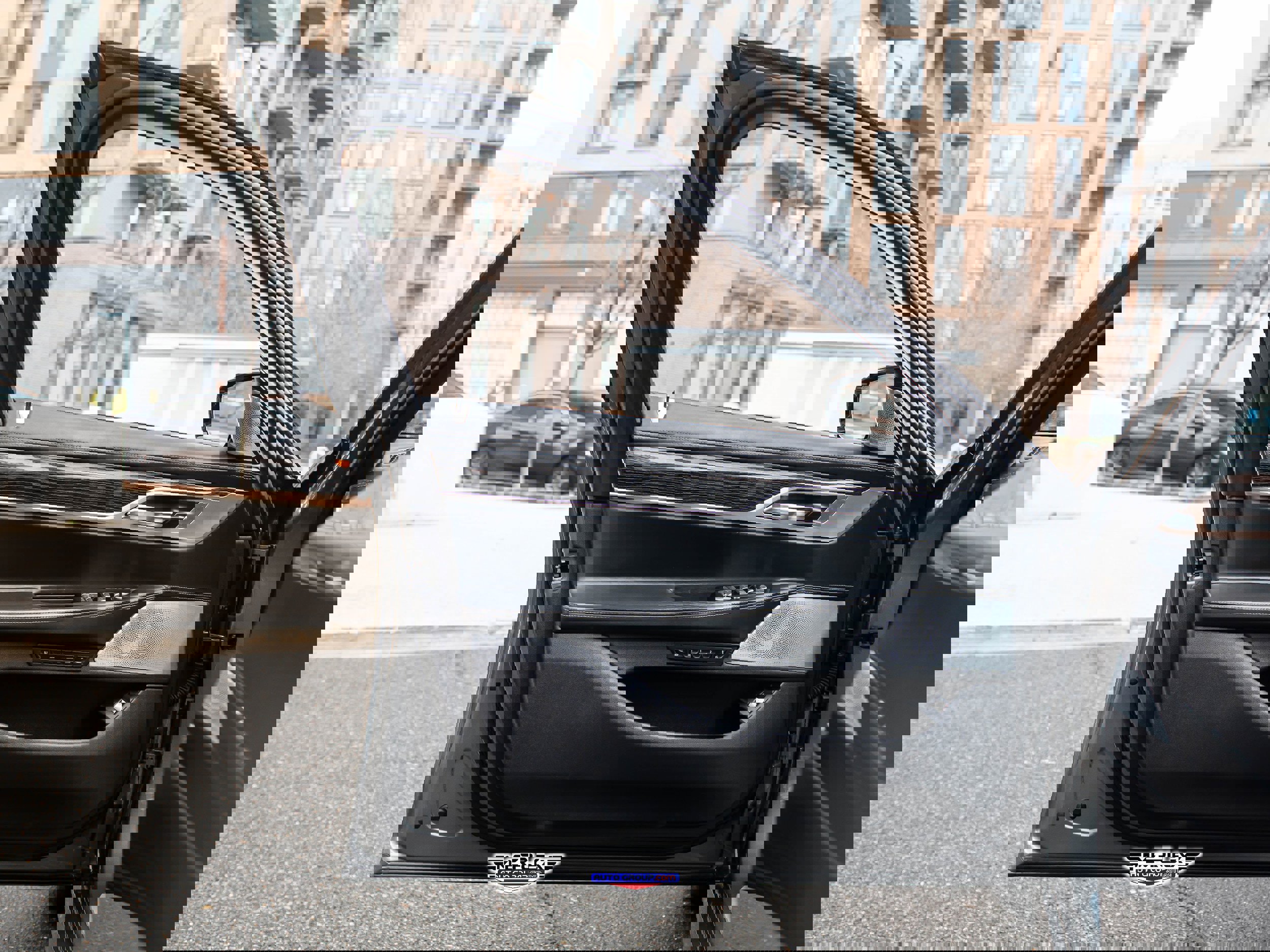 Used 2019 BMW 750i xDrive image 50