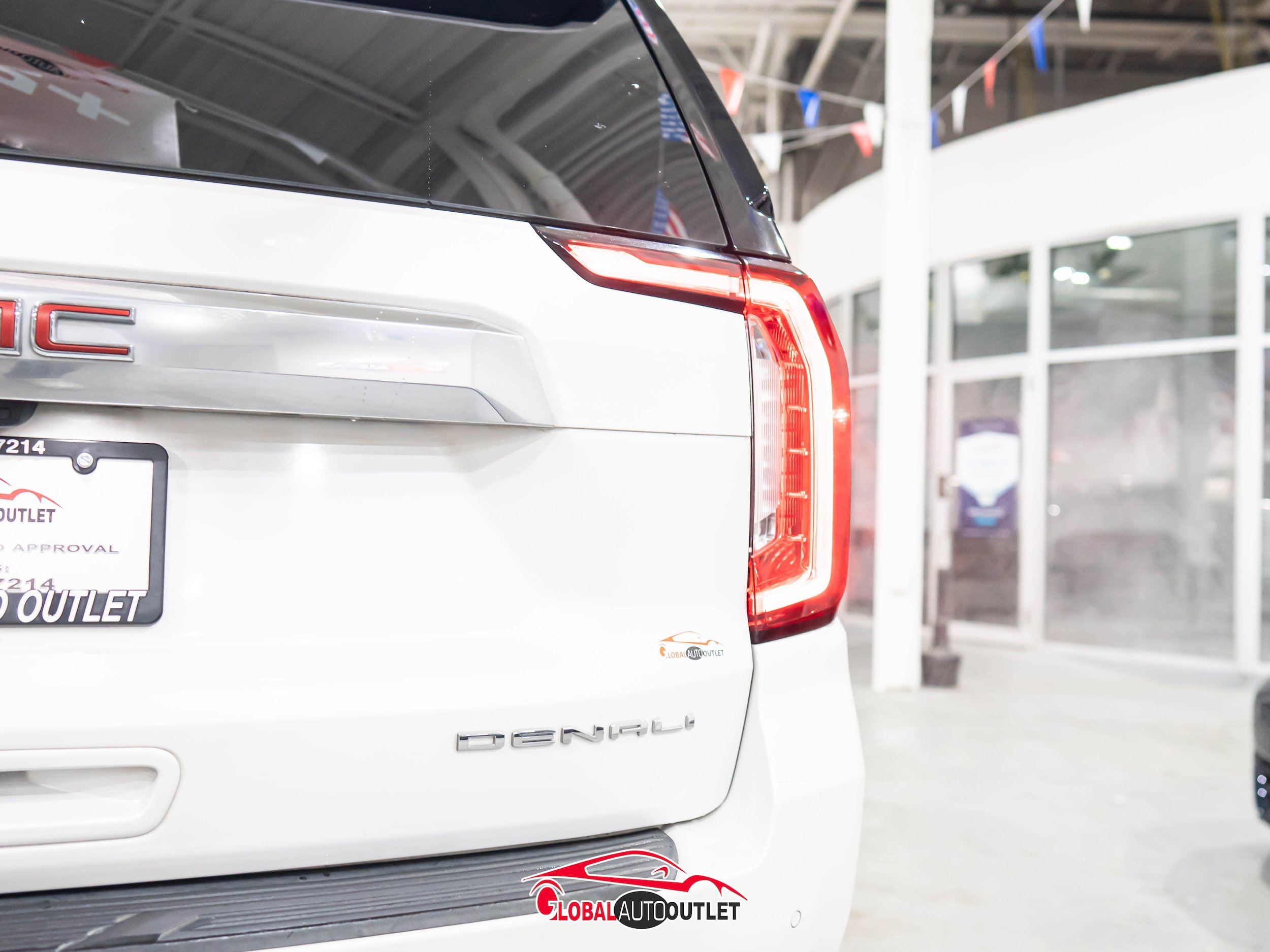 Used 2021 GMC Yukon XL Denali w/ Denali Ultimate Package AWD/4WD image 51