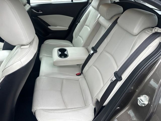 Used 2017 MAZDA MAZDA3 Grand Touring image 26