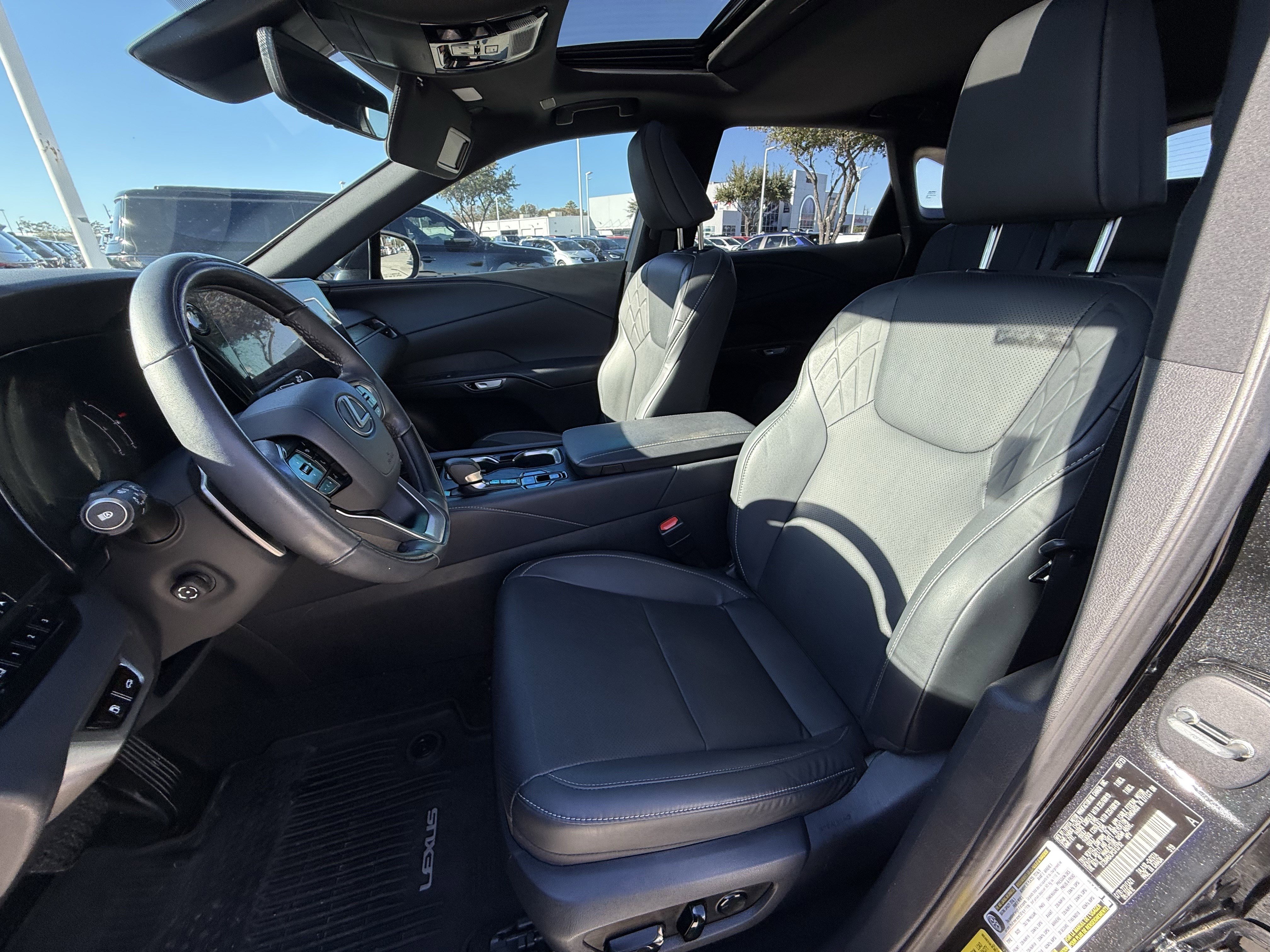 Used 2023 Lexus RX 350 Premium w/ Accessory Package image 29