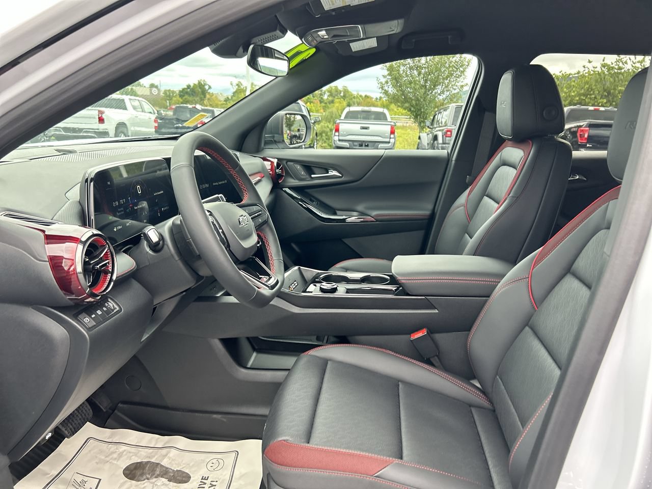 New 2027 Chevrolet Equinox RS w/ Convenience Package III AWD/4WD image 22