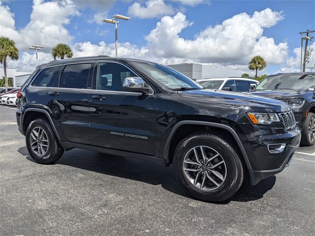 Certified 2019 Jeep Grand Cherokee Laredo w/ Laredo X Package video 1
