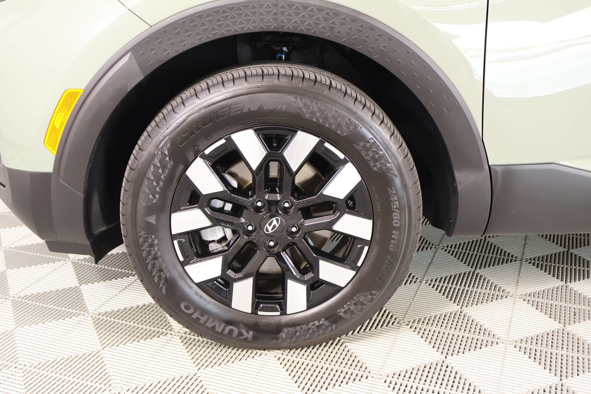 Certified 2026 Hyundai Santa Cruz SEL FWD image 17