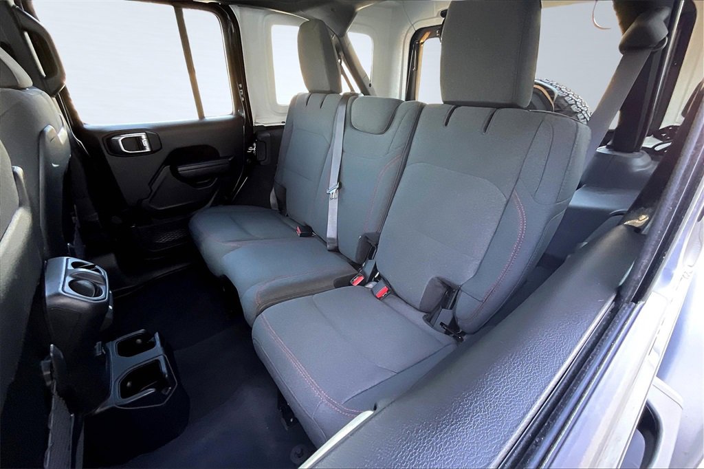 Used 2024 Jeep Wrangler Unlimited Rubicon image 25