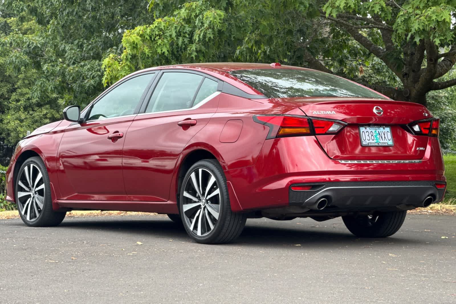 Used 2022 Nissan Altima 2.5 SR AWD/4WD image 6