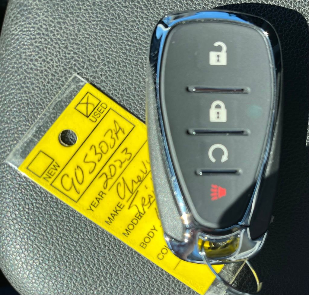 Used 2023 Chevrolet TrailBlazer LT FWD image 23