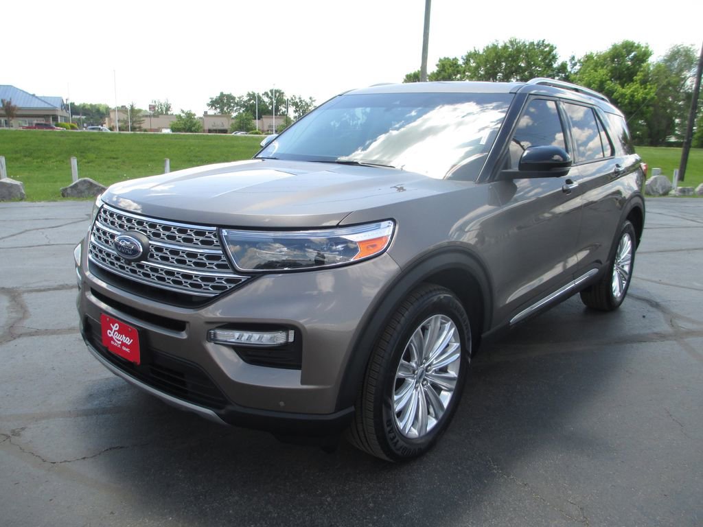 Used 2021 Ford Explorer Limited w/ Hybrid Equipment Group 310A AWD/4WD image 12