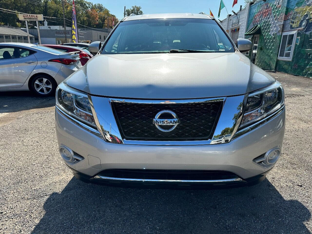 Used 2016 Nissan Pathfinder S image 2