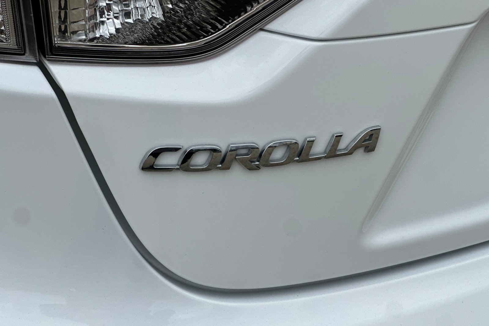 Used 2024 Toyota Corolla LE FWD image 49