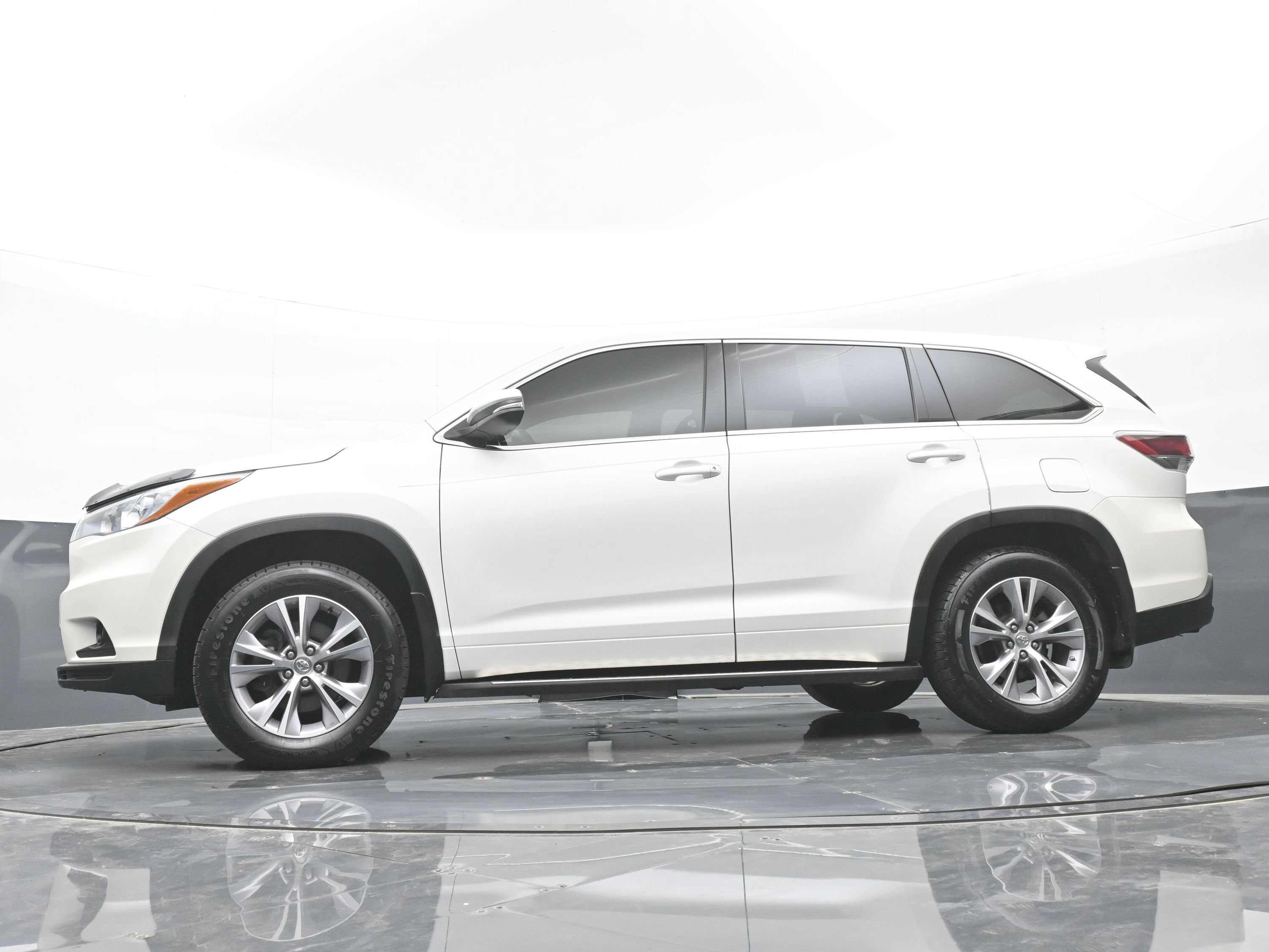 Used 2015 Toyota Highlander Plus AWD/4WD image 47