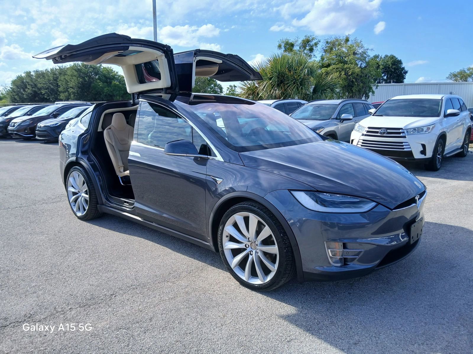 Used 2017 Tesla Model X 100D AWD/4WD image 21