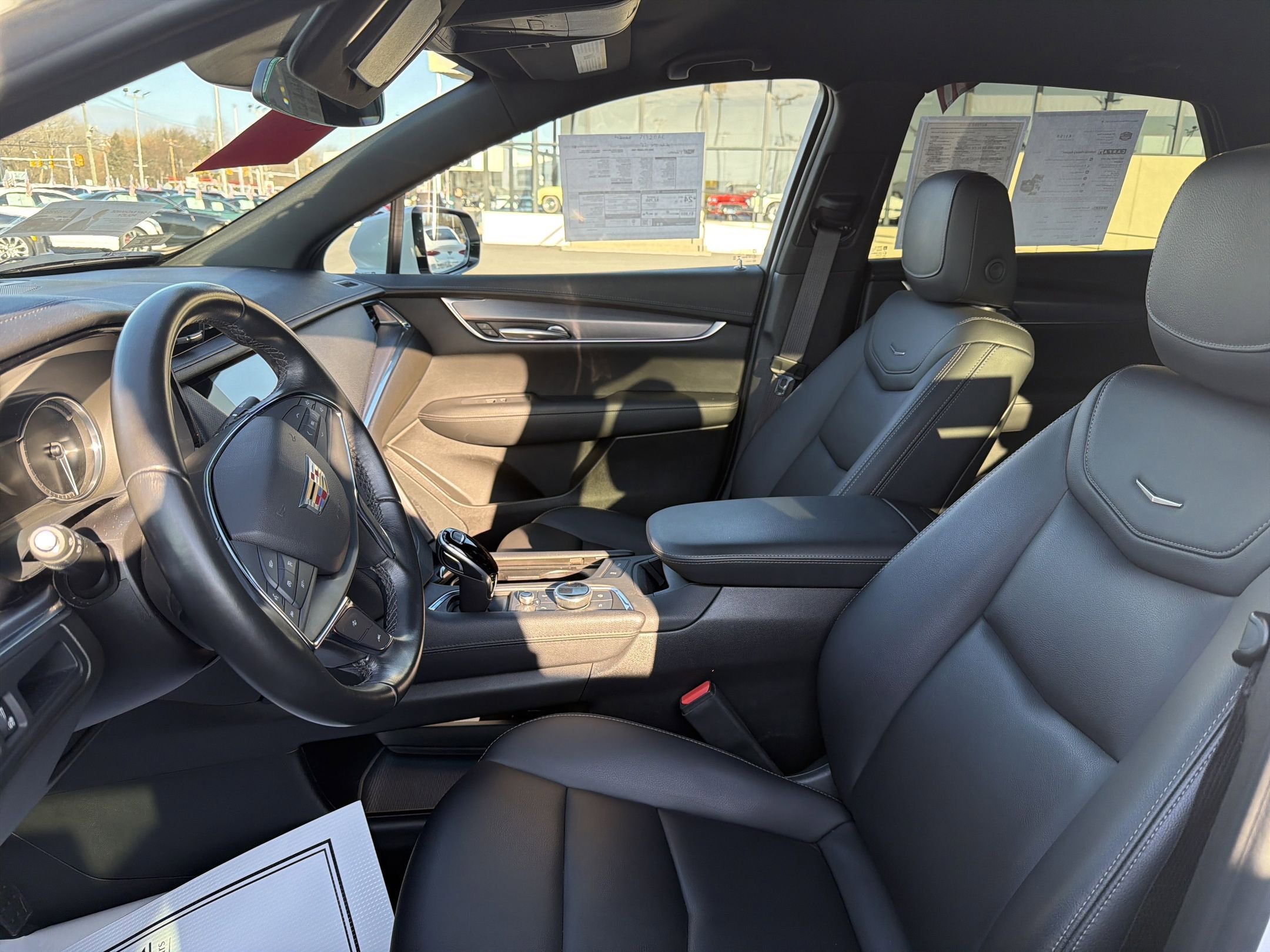 Certified 2022 Cadillac XT5 Luxury image 9