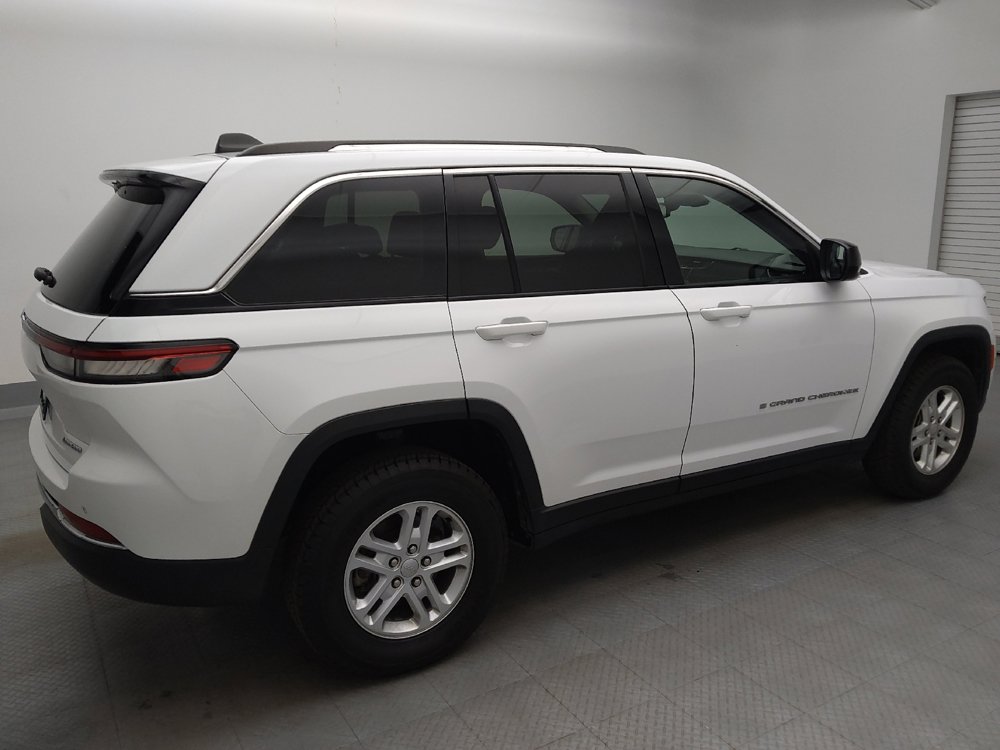Used 2022 Jeep Grand Cherokee Laredo w/ Luxury Tech Group I AWD/4WD image 10