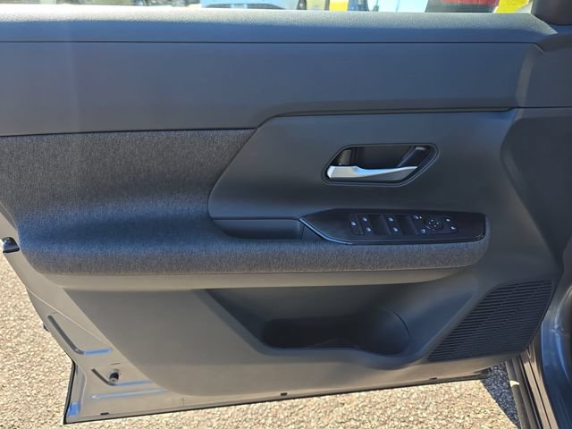 New 2026 Nissan Kicks SV FWD image 12
