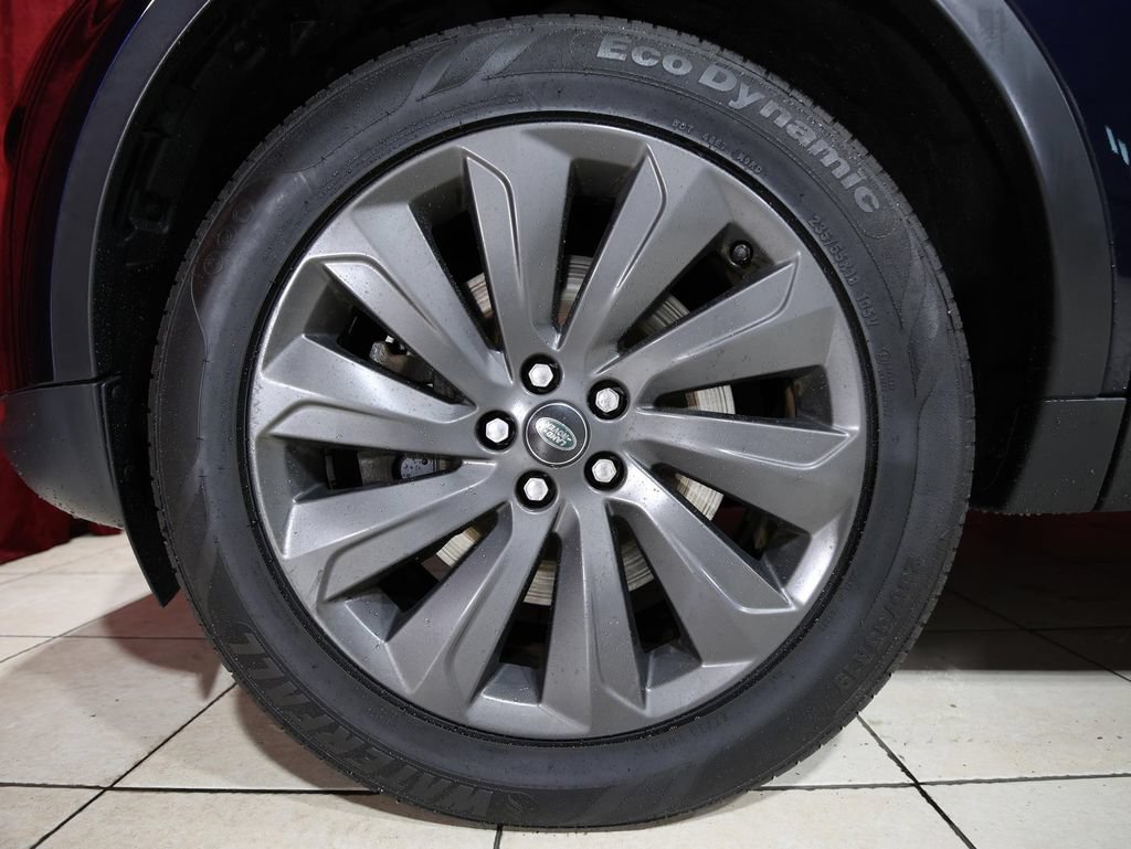 Used 2020 Land Rover Discovery Sport SE AWD/4WD image 7