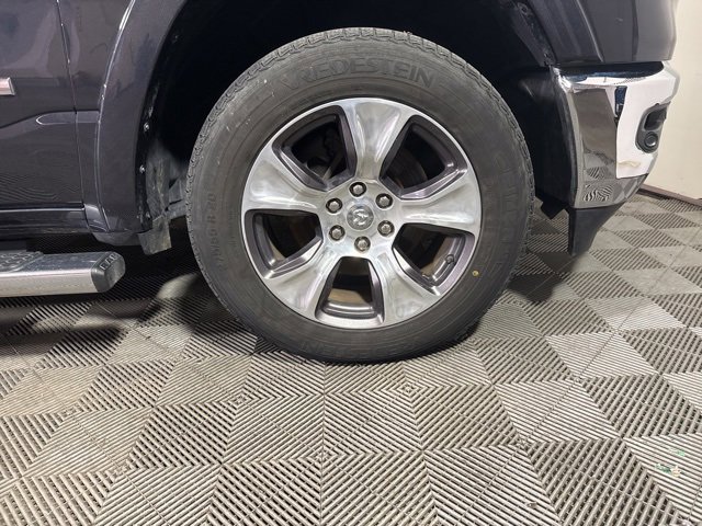 Used 2019 RAM 1500 Laramie image 16