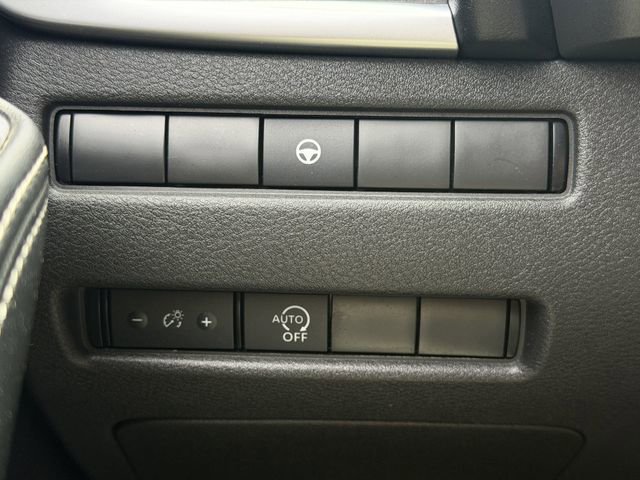 Used 2023 Nissan Rogue SV FWD image 22